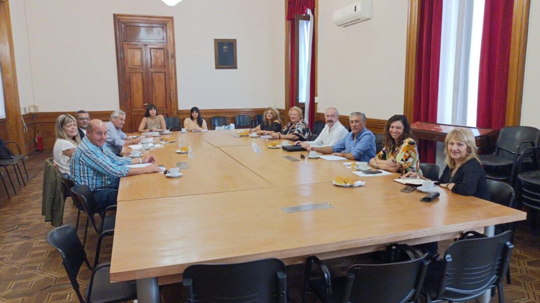 Participamos de la Reunión del Consejo Consultivo Profesional de la UNLP Participamos de la Reunión del Consejo Consultivo Profesional de la UNLP.